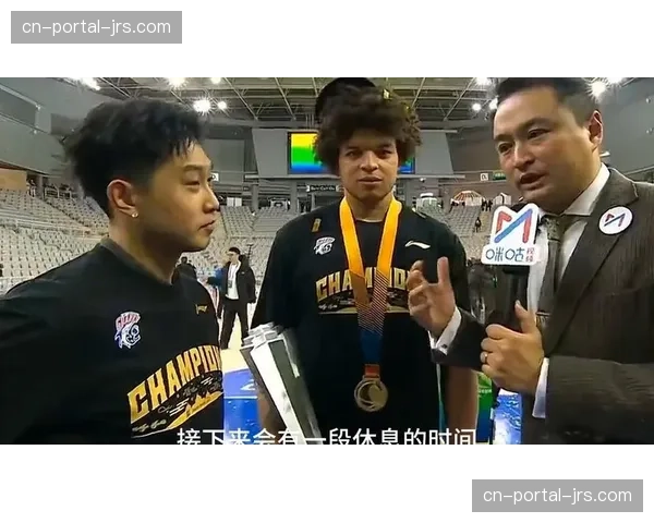 上海久事男篮卫冕俱乐部杯冠军，洛夫顿25分8篮板5助攻获MVP