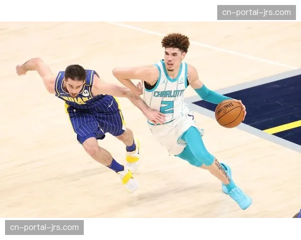 半场战报:奇才与黄蜂上半场合计命中率仅为41%,进攻效率低下 半场战报:奇才与黄蜂上半场合计命中率仅为41%,进攻效率低下