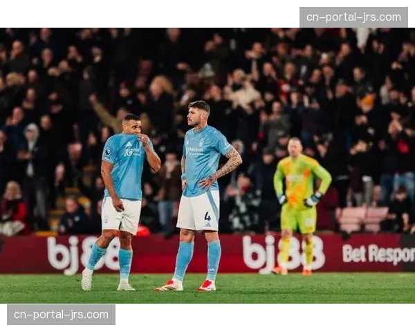 从绝杀到被绝平:伯恩茅斯与诺丁汉森林的补时进球大战全程回顾 从绝杀到被绝平:伯恩茅斯与诺丁汉森林的补时进球大战全程回顾